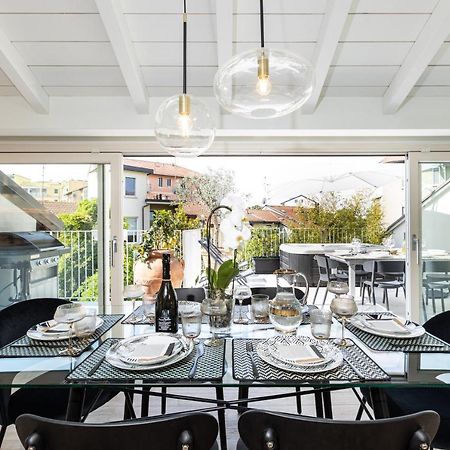 *Villa Olivo*With Private Terrace & Jacuzzi + 3Bedrooms Milan Bagian luar foto