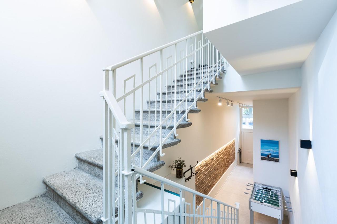 *Villa Olivo*With Private Terrace & Jacuzzi + 3Bedrooms Milan Bagian luar foto